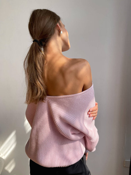 Свитер с V-вырезом (пудровый)